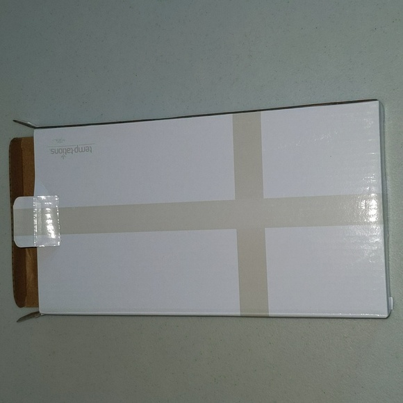 Temptations by Tara Seasonal Red Cardinal Bird Ceramic Kitchen Spoon Rest New - Picture 5 of 6